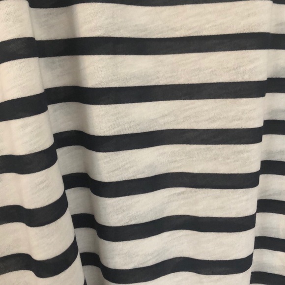 Striped Razor-Back Tank Top - Picture 4 of 4